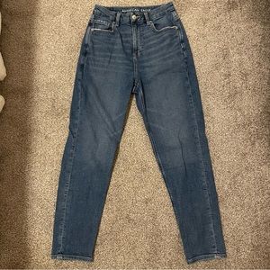 American Eagle Stretch Curvy Mom Jean